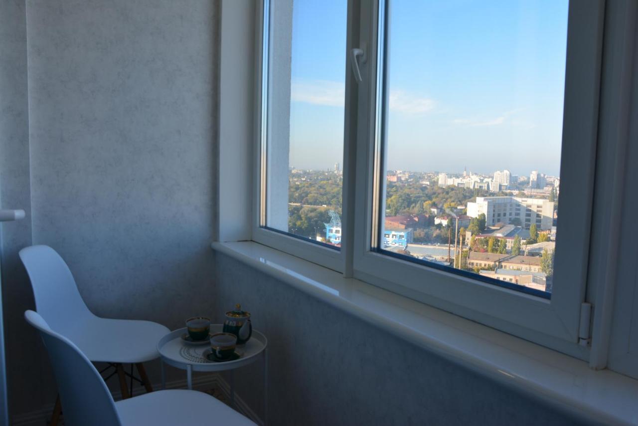 Apartment Sky 24 Floor In Centre Odessa Eksteriør billede
